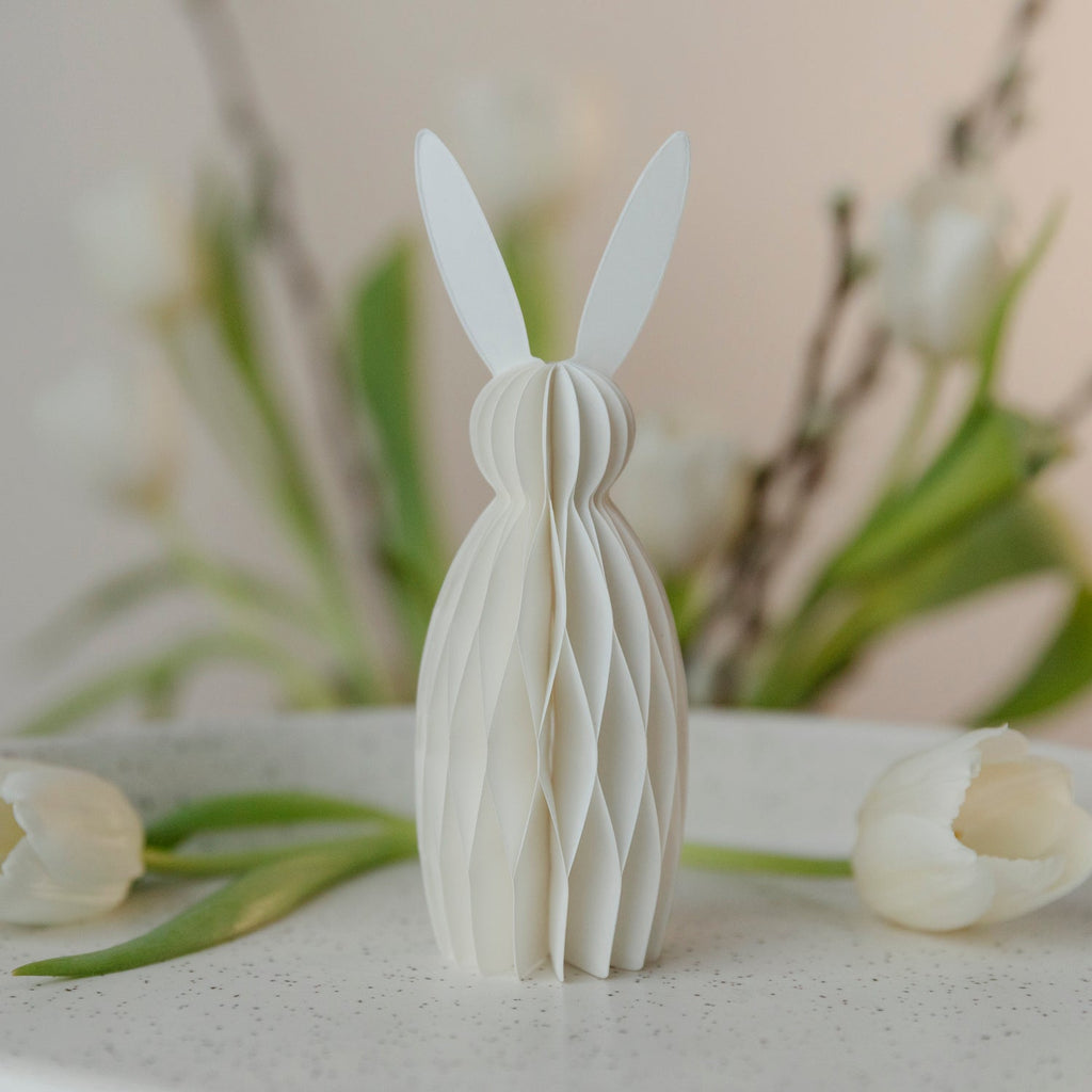 Osterhase Paul aus Papier - weiß