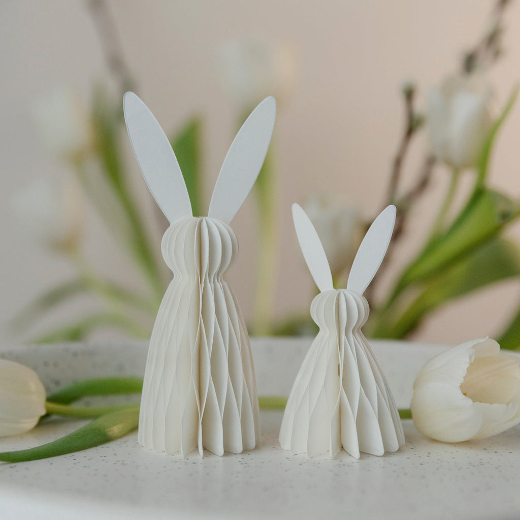 Osterhase Felix aus Papier - weiß