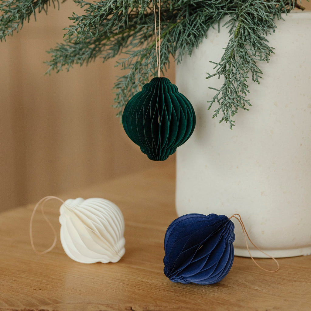 Papieranhänger Kugel Ornament - dunkelgrün