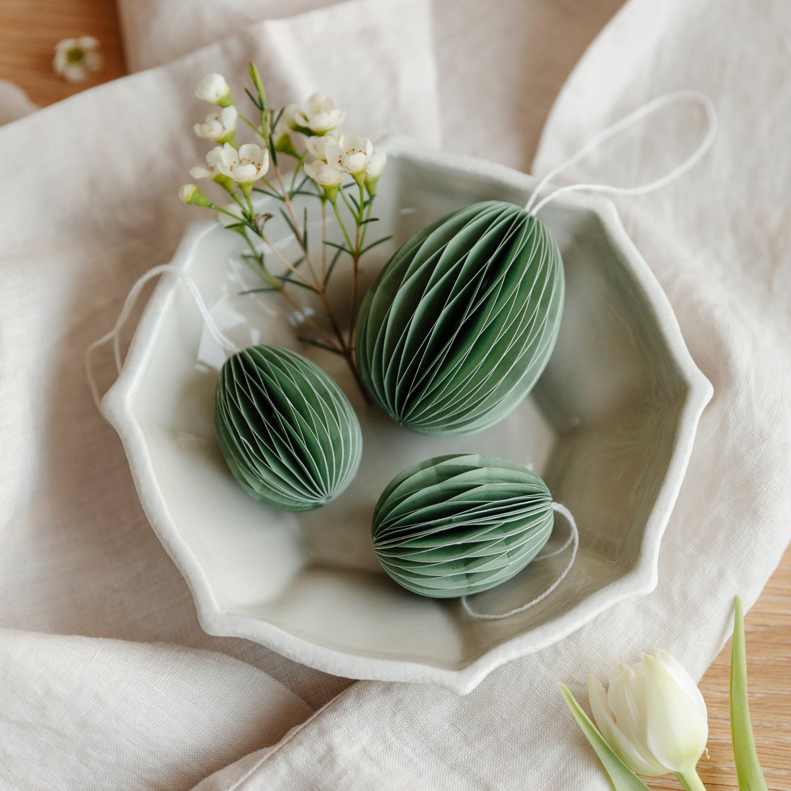 Osterei aus Papier - grün